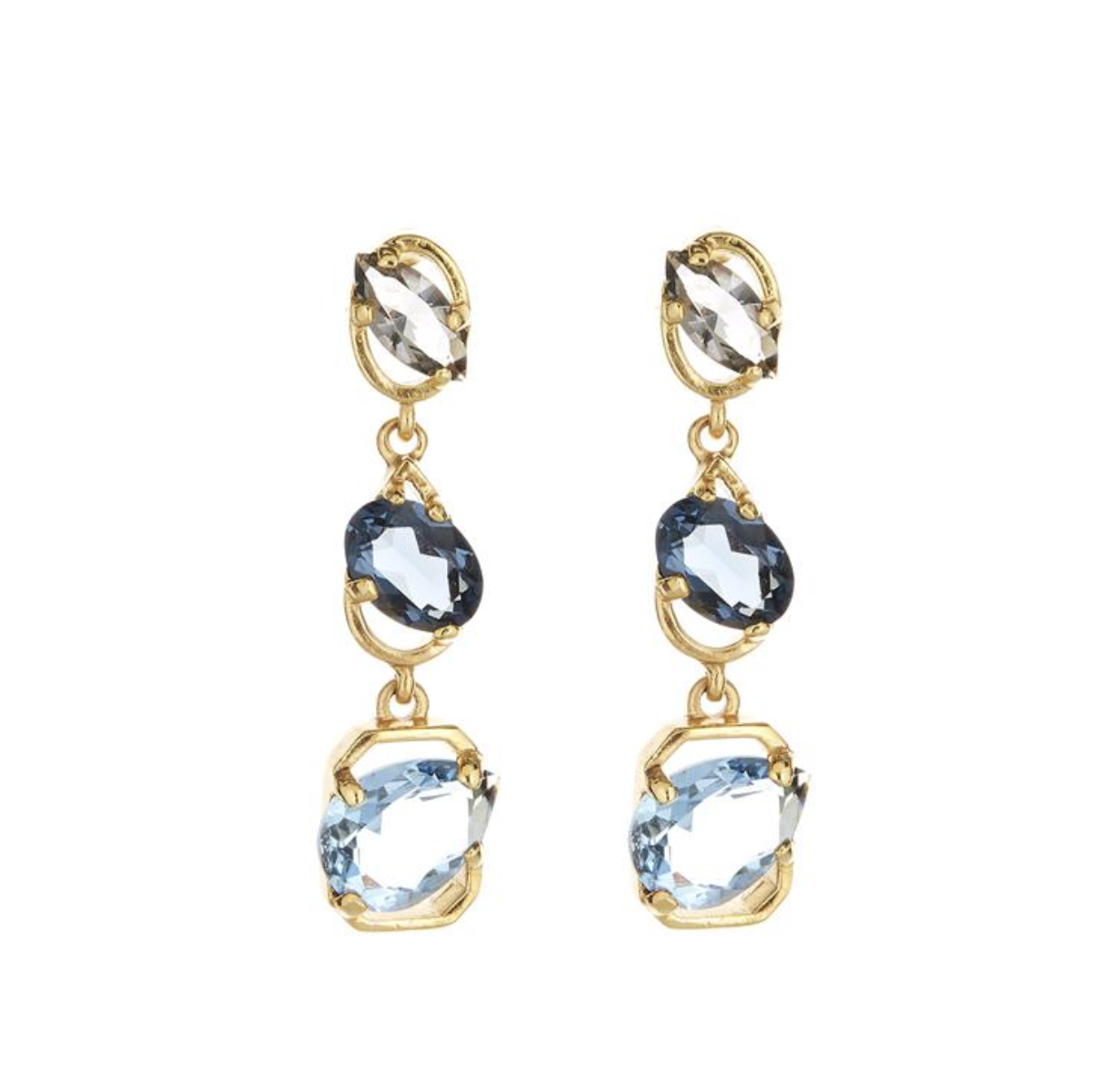 Classic Blue Wedding Inspiration - Classic blue earrings by Oscar De La Renta