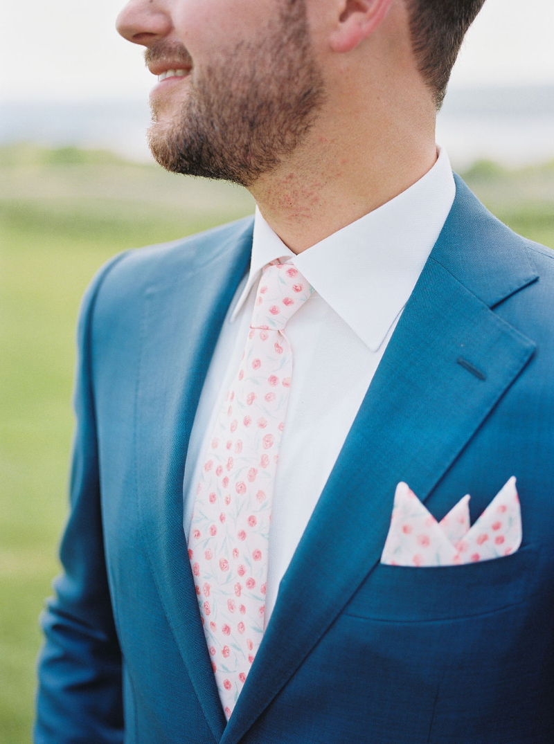 groom outfit for spring wedding 