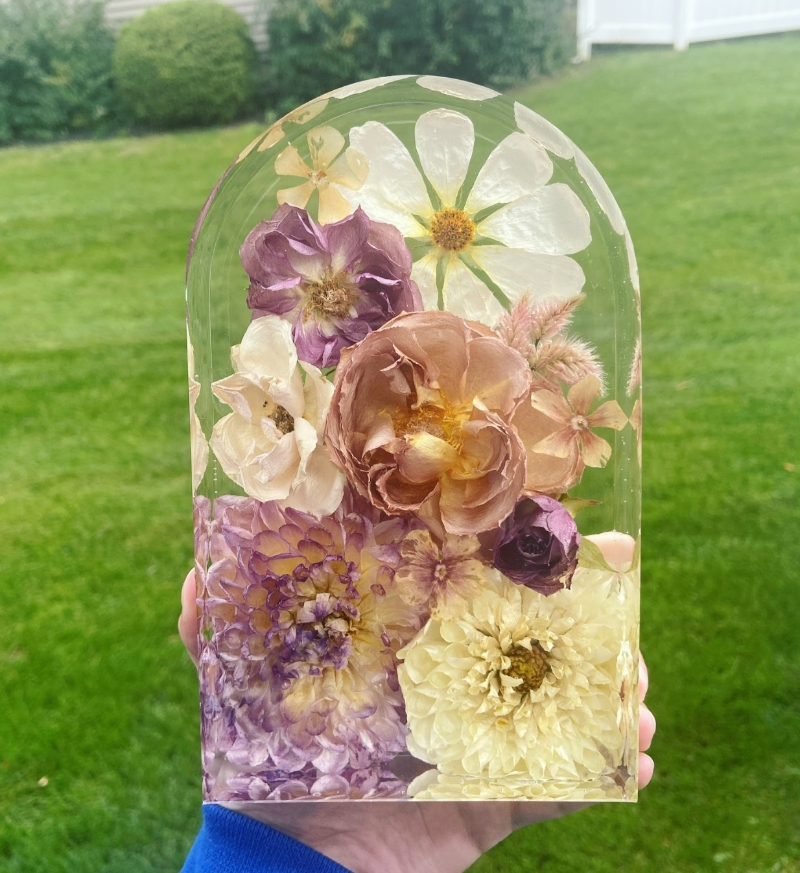unique wedding preservation of florals