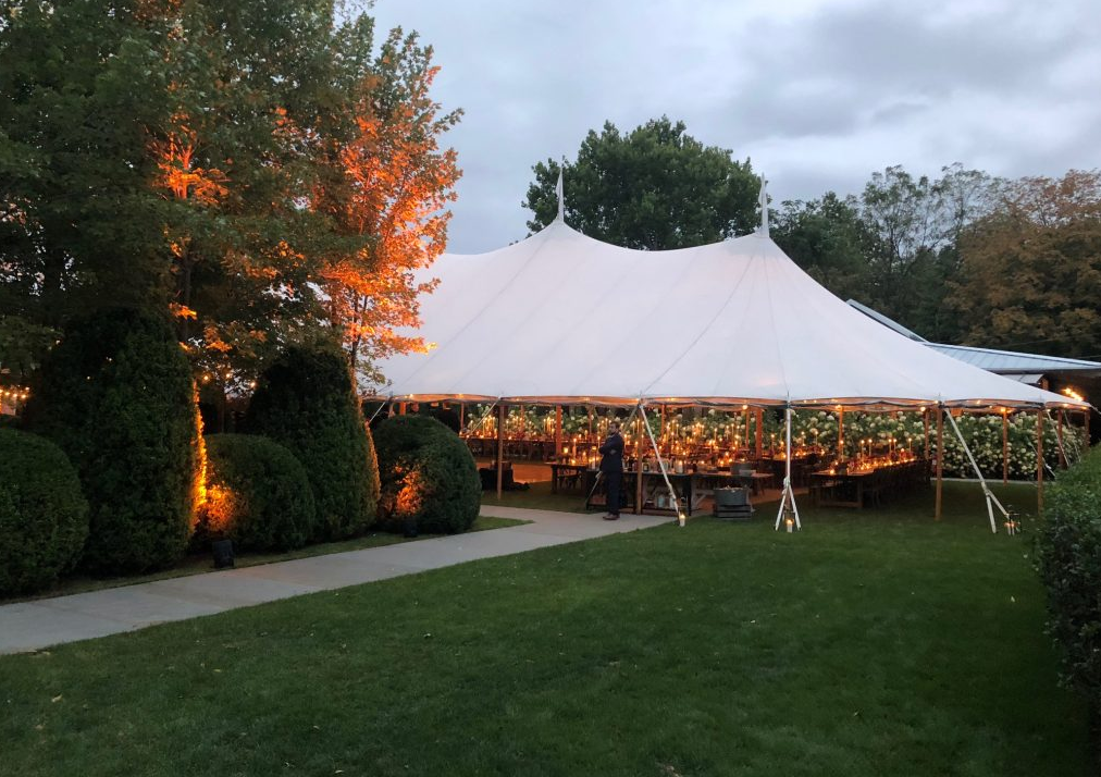 Outdoor Tented wedding at Valley Rock Inn