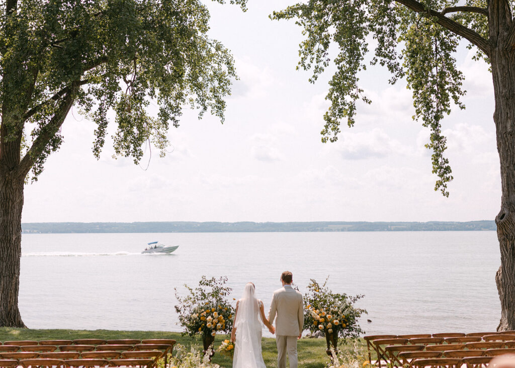 inns of aurora lake wedding 