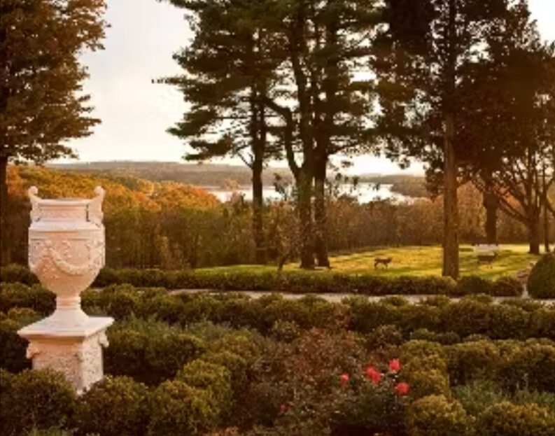 Lawn at Glenmere Mansion 