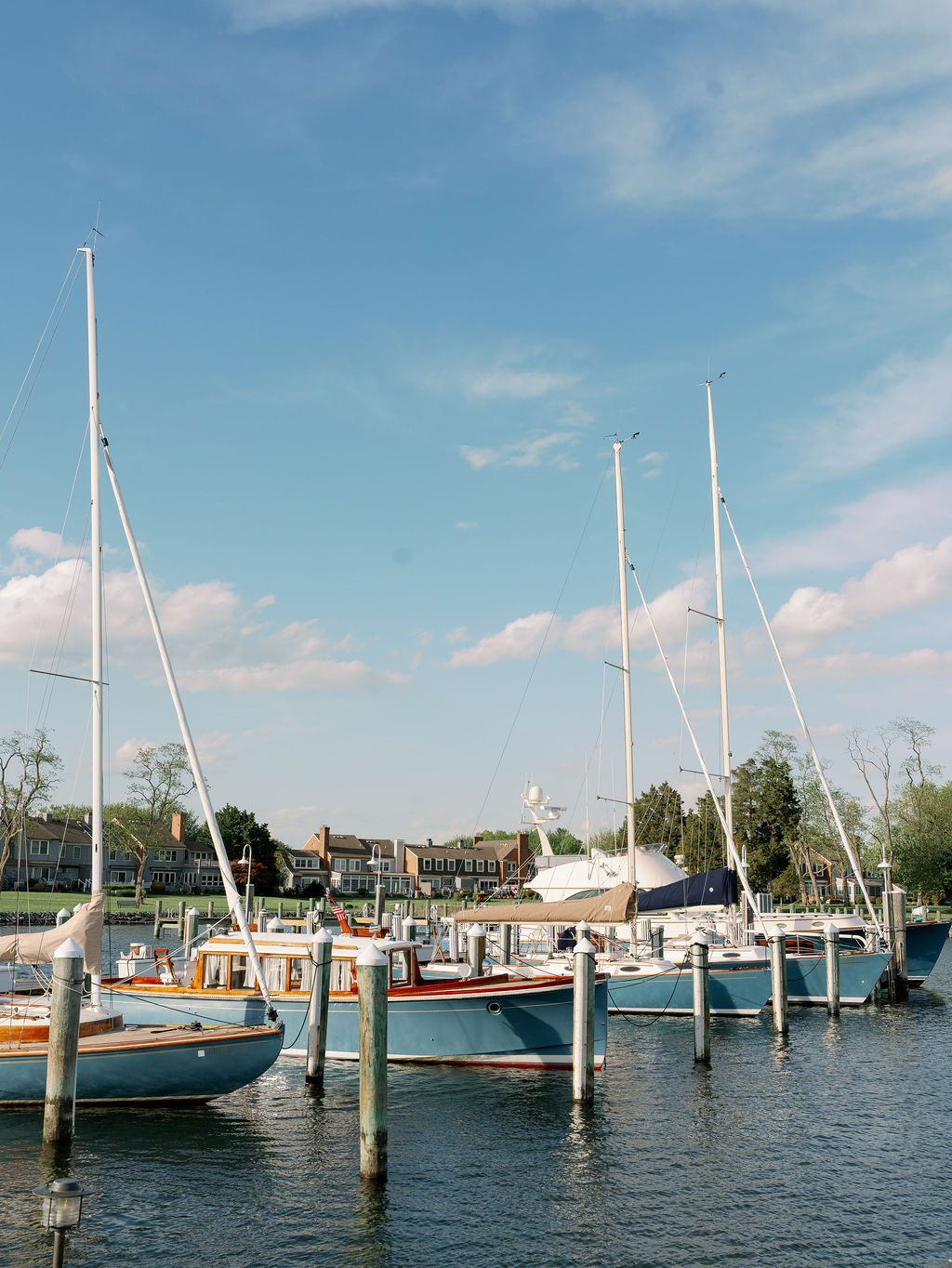 Boats docked in front of Inn at Perry Cabin.